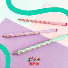 Încarcă imaginea în vizualizatorul Galerie, Creioane grafit Stabilo EasyGraph HB pt dreptaci 2 buc/set verde/roz pastelate Creioane grafit Stabilo 
