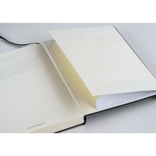 Încarcă imaginea în vizualizatorul Galerie, Agenda BUJO punctata Master Slim (A4+) - Port Red, 123 pagini A4+BUJO MasterSlim, Hardcover, 123 Leuchtturm 1917 

