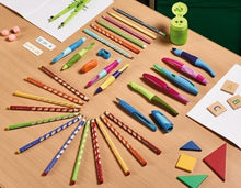 Încarcă imaginea în vizualizatorul Galerie, Creioane colorate Stabilo EasyColors pt dreptaci 12 culori/set Creioane colorate Stabilo 
